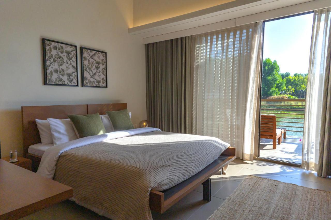Life At Repose- Lake Villas Resort & Club Chor Warodra エクステリア 写真