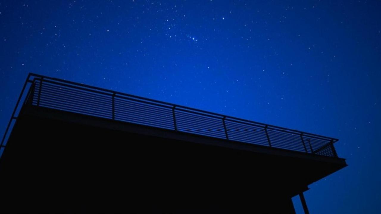 Life At Repose- Lake Villas Resort & Club Chor Warodra エクステリア 写真